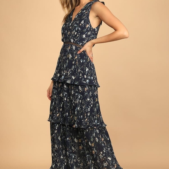 Lulu's Navy Floral Midi Dress - Picture 3 of 4